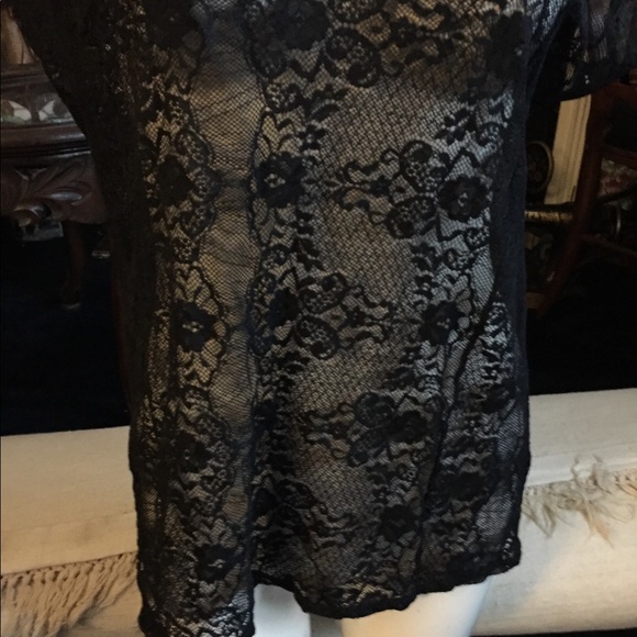 Gap -Black Short Sleeve Blouse Size Large - Picture 3 of 7